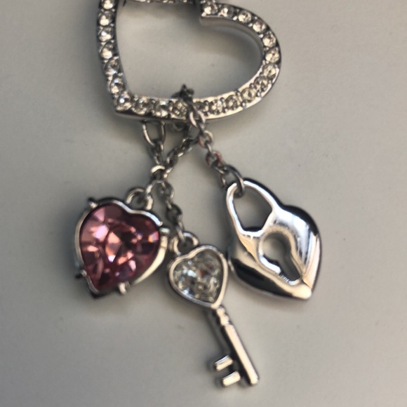 Swarosvski Pink Heart Lock & Key Pendant Necklace - Picture 6 of 6